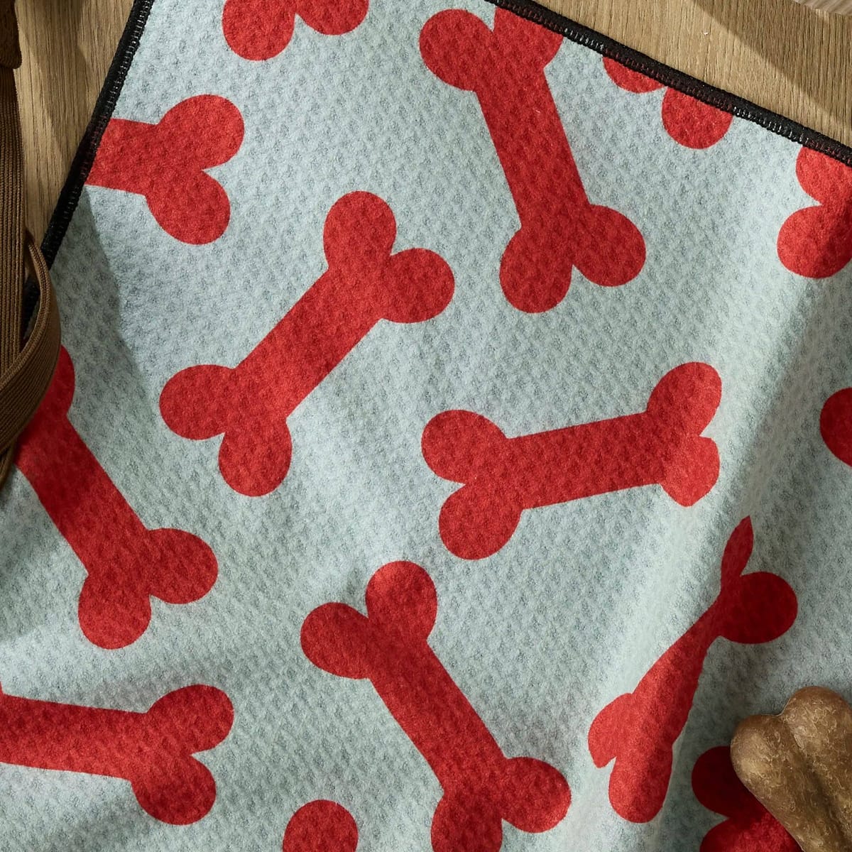 Yuletide Pup Paw Towel