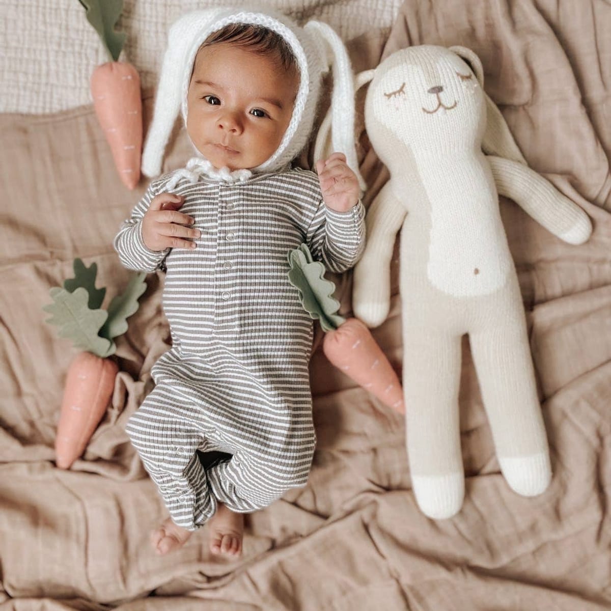 Bamboo Muslin Swaddle Blanket (Taupe)